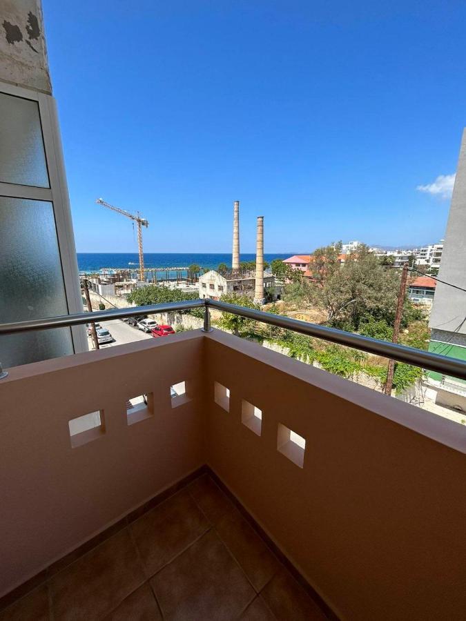 Fougaro Apartments Chrissi Akti Chania Exterior foto