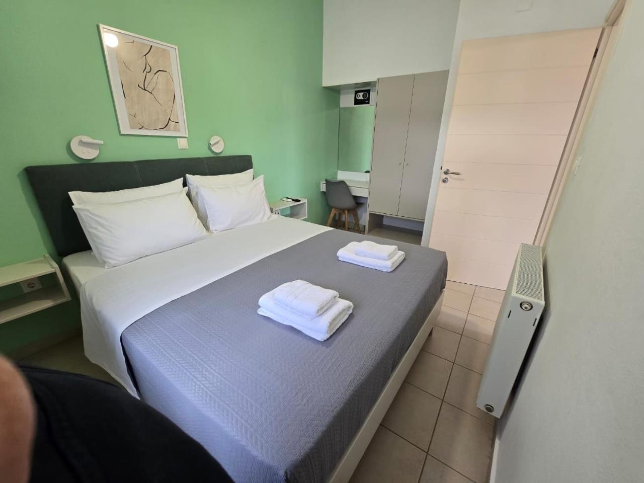 Fougaro Apartments Chrissi Akti Chania Exterior foto