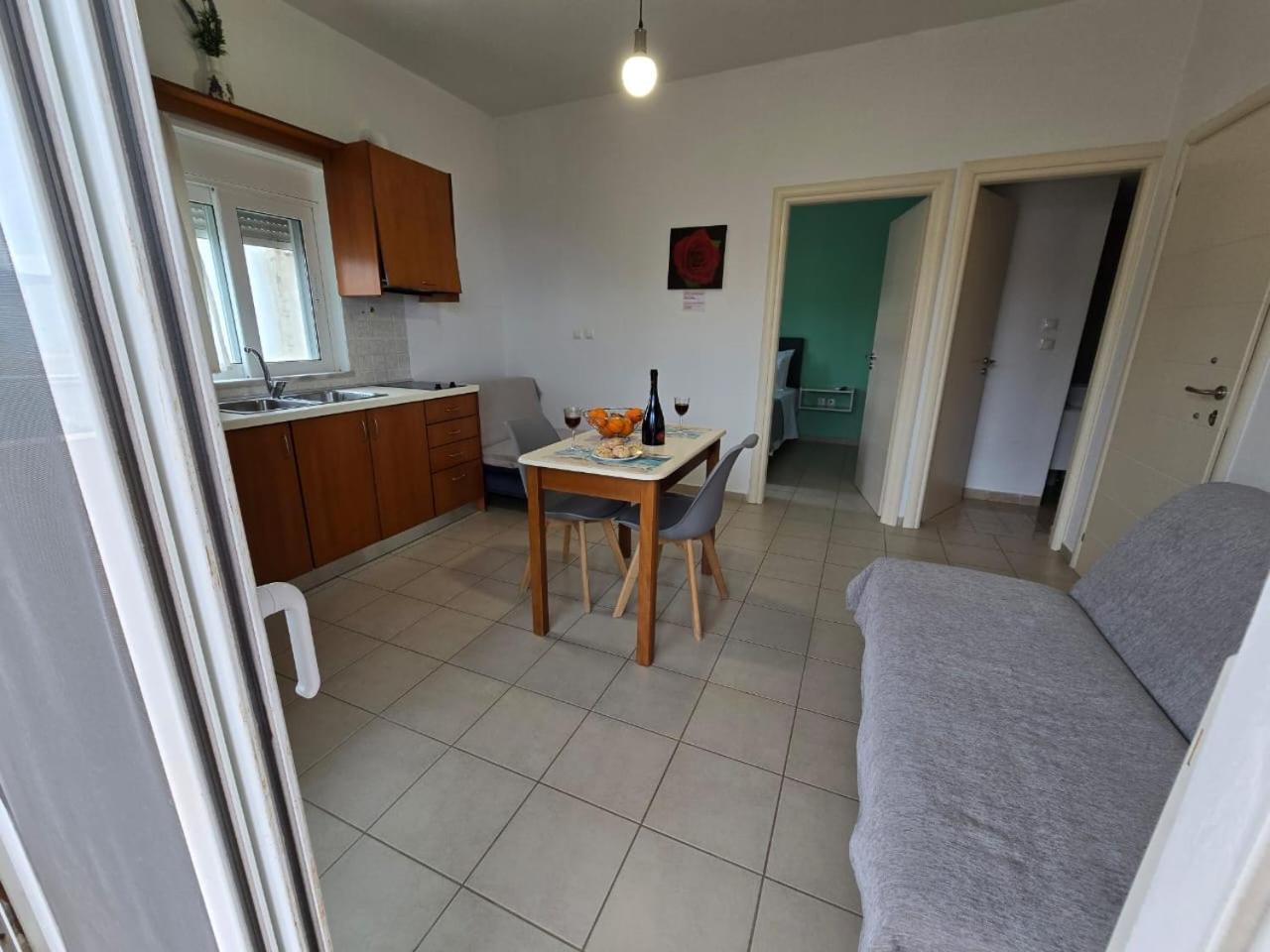 Fougaro Apartments Chrissi Akti Chania Exterior foto