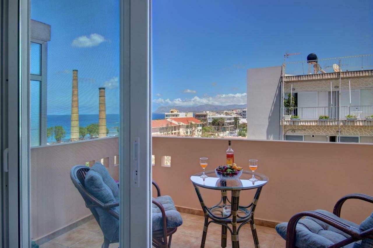 Fougaro Apartments Chrissi Akti Chania Exterior foto